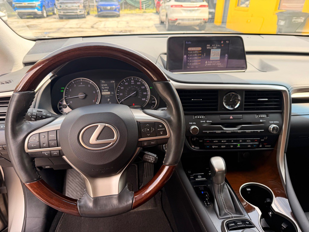 2019 Lexus RX Image 20