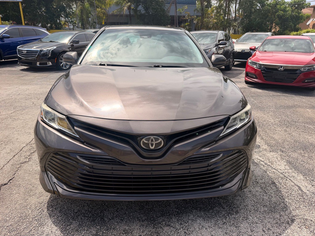 2019 Toyota Camry Image 6
