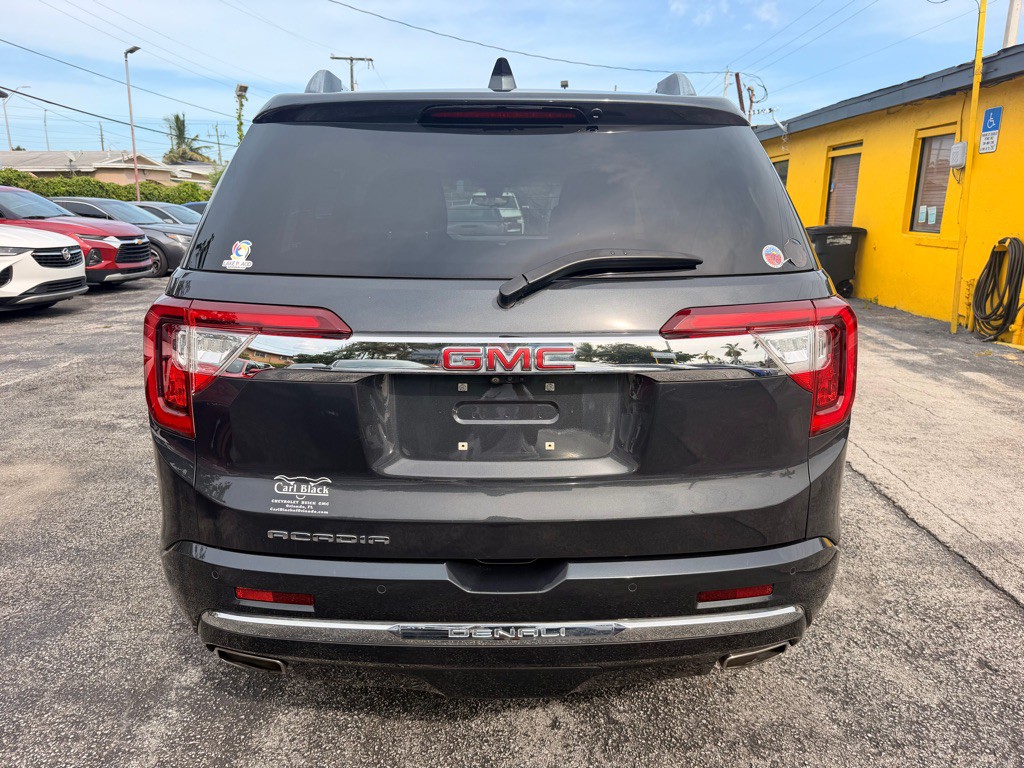 2021 GMC Acadia Image 9