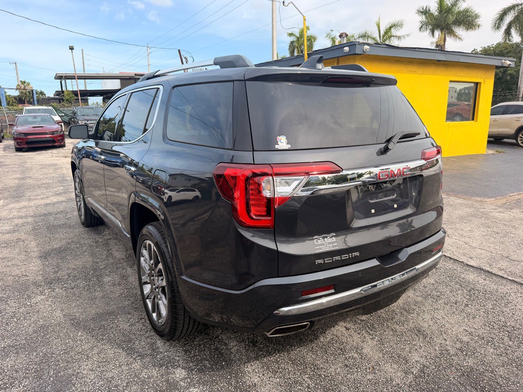 2021 GMC Acadia Image 10