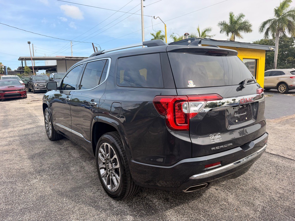 2021 GMC Acadia Image 11