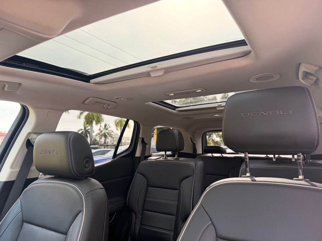 2021 GMC Acadia Image 19