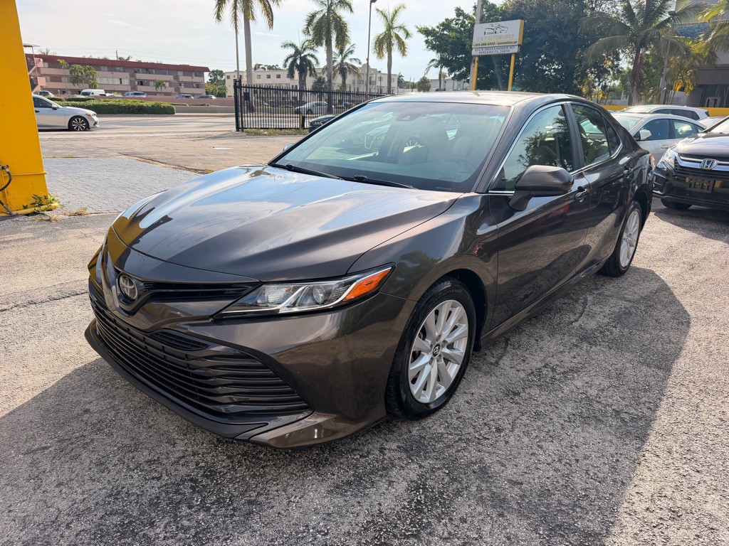 2018 Toyota Camry Image 4