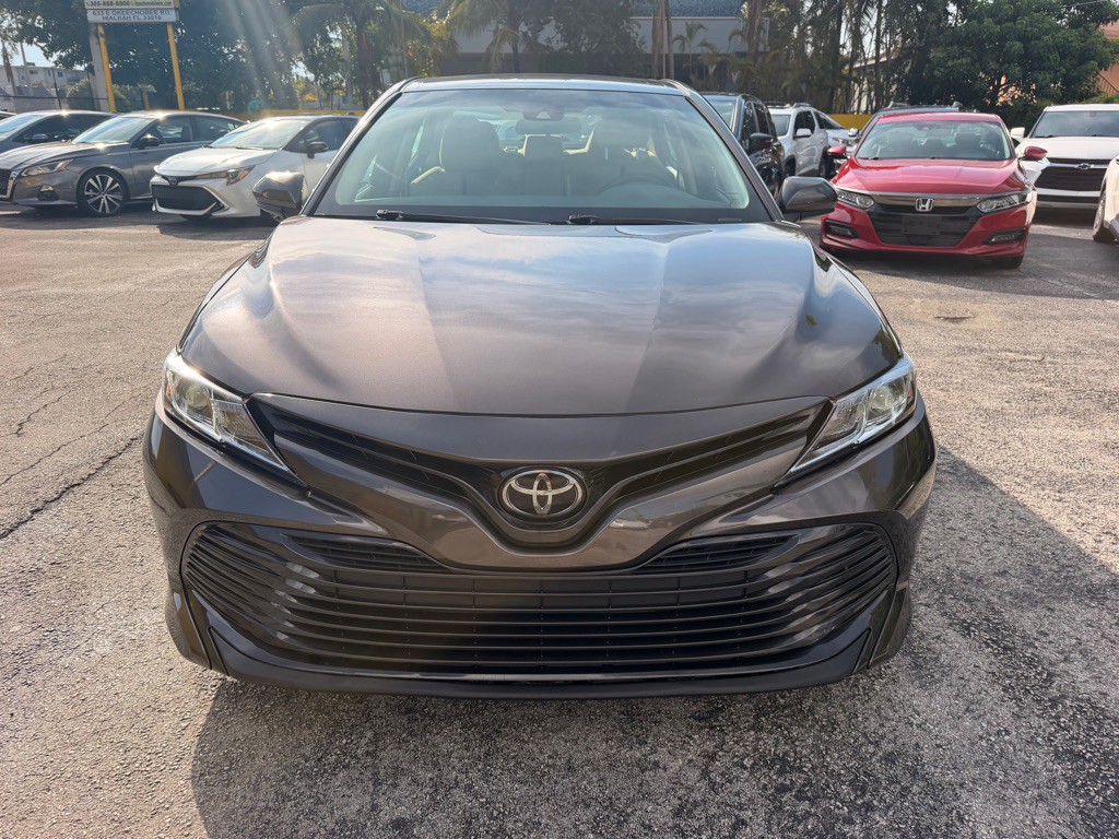 2018 Toyota Camry Image 6