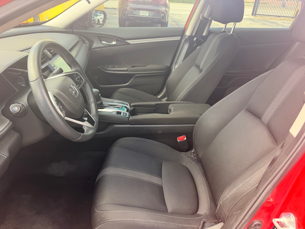 2019 Honda Civic Image 13
