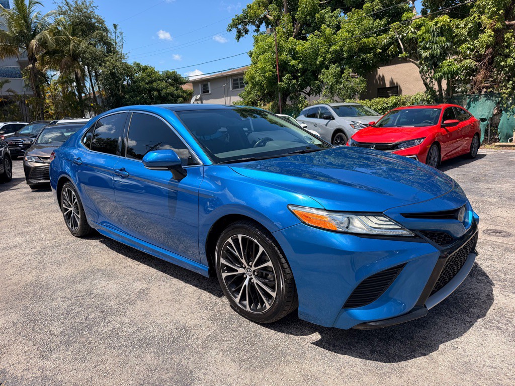 2020 Toyota Camry Image 7