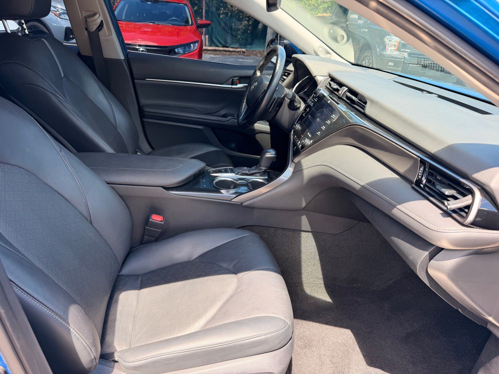 2020 Toyota Camry Image 15