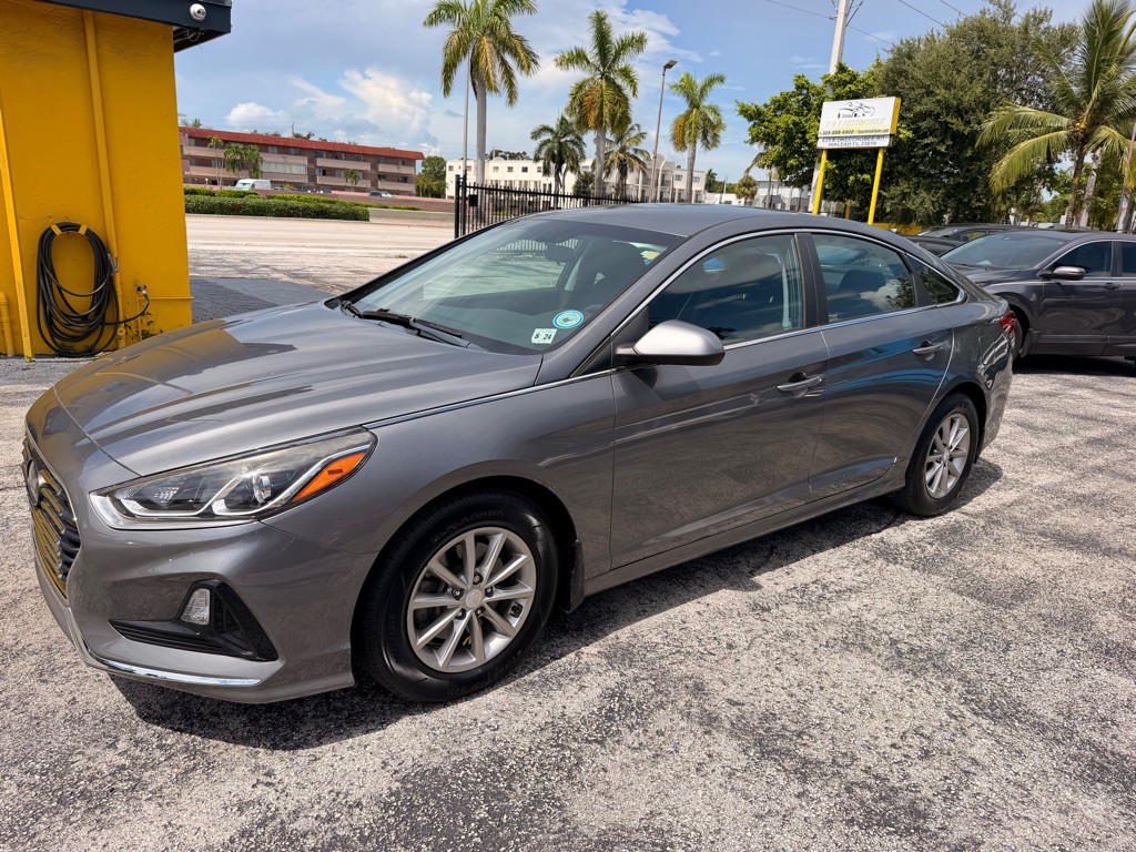 2019 Hyundai Sonata Image 2