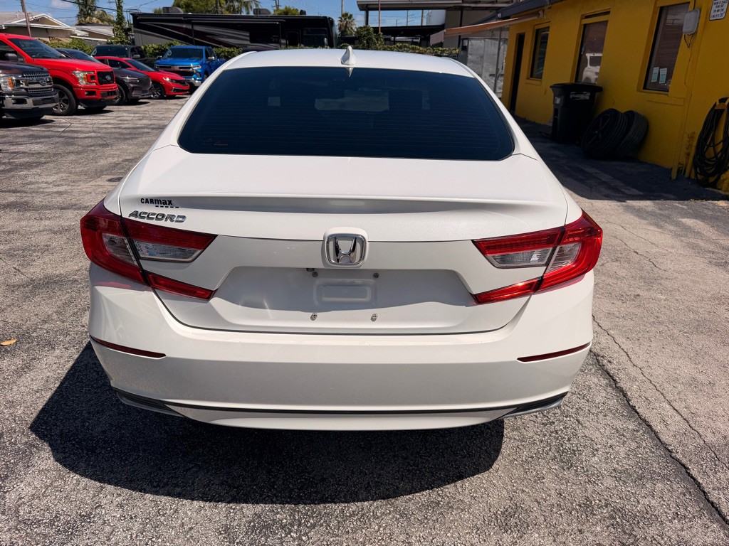 2018 Honda Accord Image 10