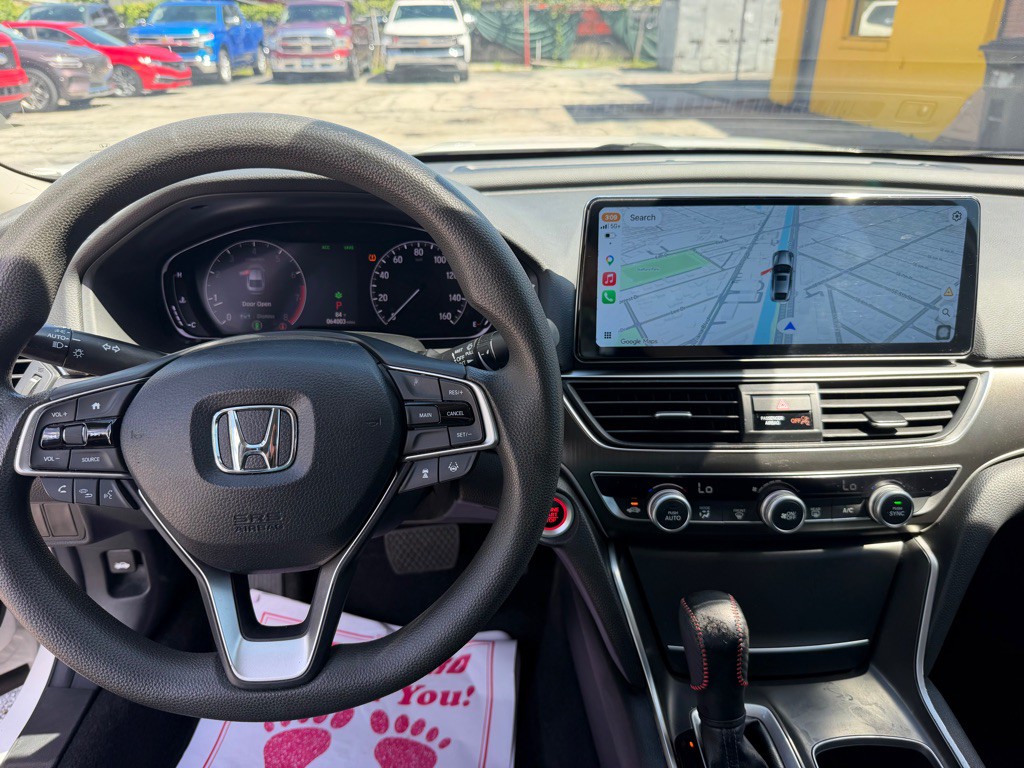 2018 Honda Accord Image 18