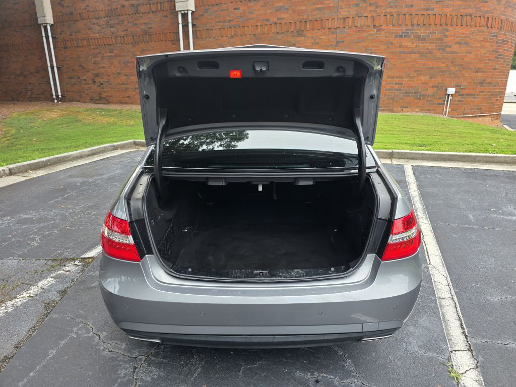 2012 Mercedes-Benz E-Class Image 25