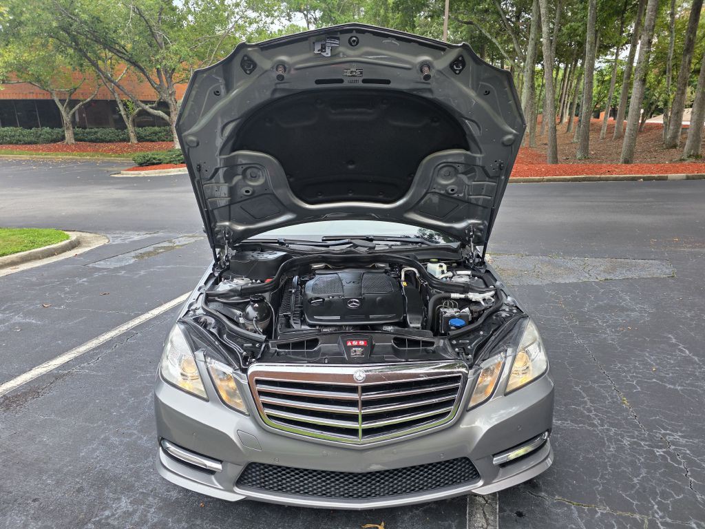 2012 Mercedes-Benz E-Class Image 26