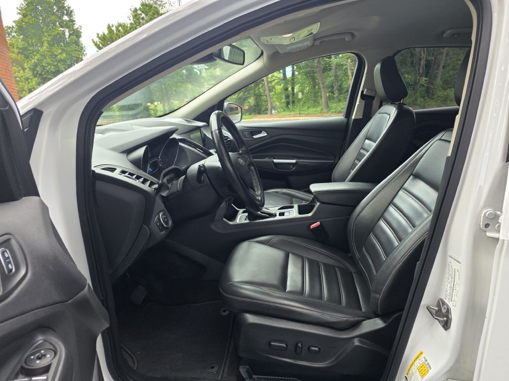 2019 Ford Escape Image 17
