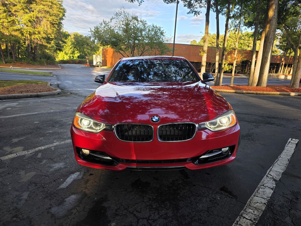 2014 BMW 3 Series Image 2