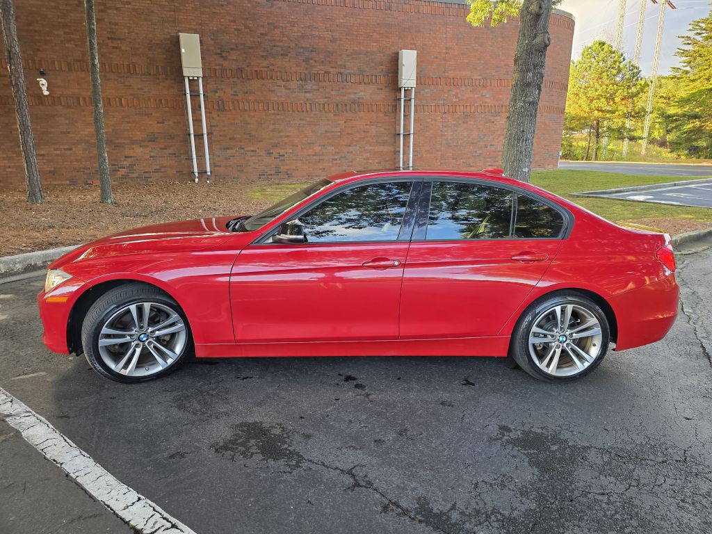 2014 BMW 3 Series Image 4