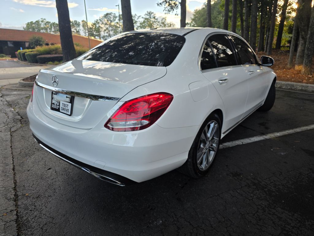 2016 Mercedes-Benz C-Class Image 7