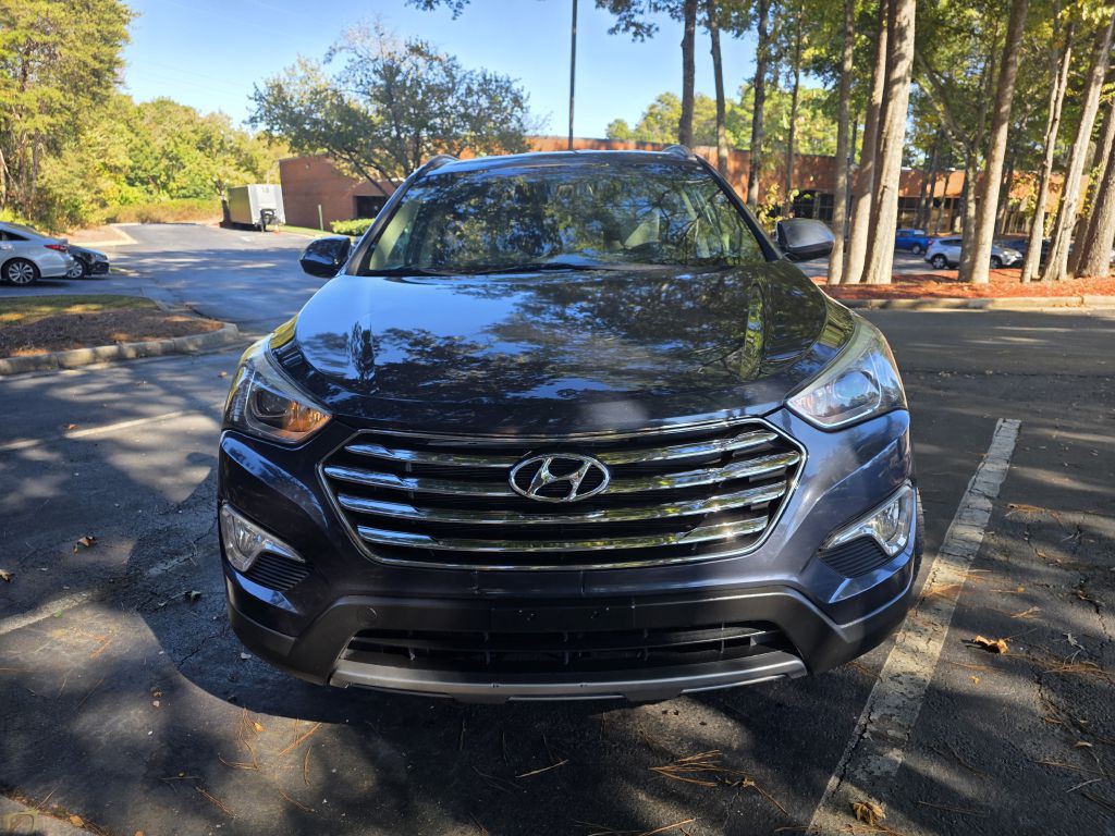 2016 Hyundai Santa Fe Image 2