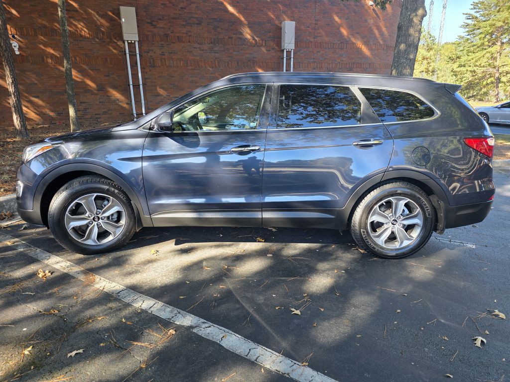 2016 Hyundai Santa Fe Image 4