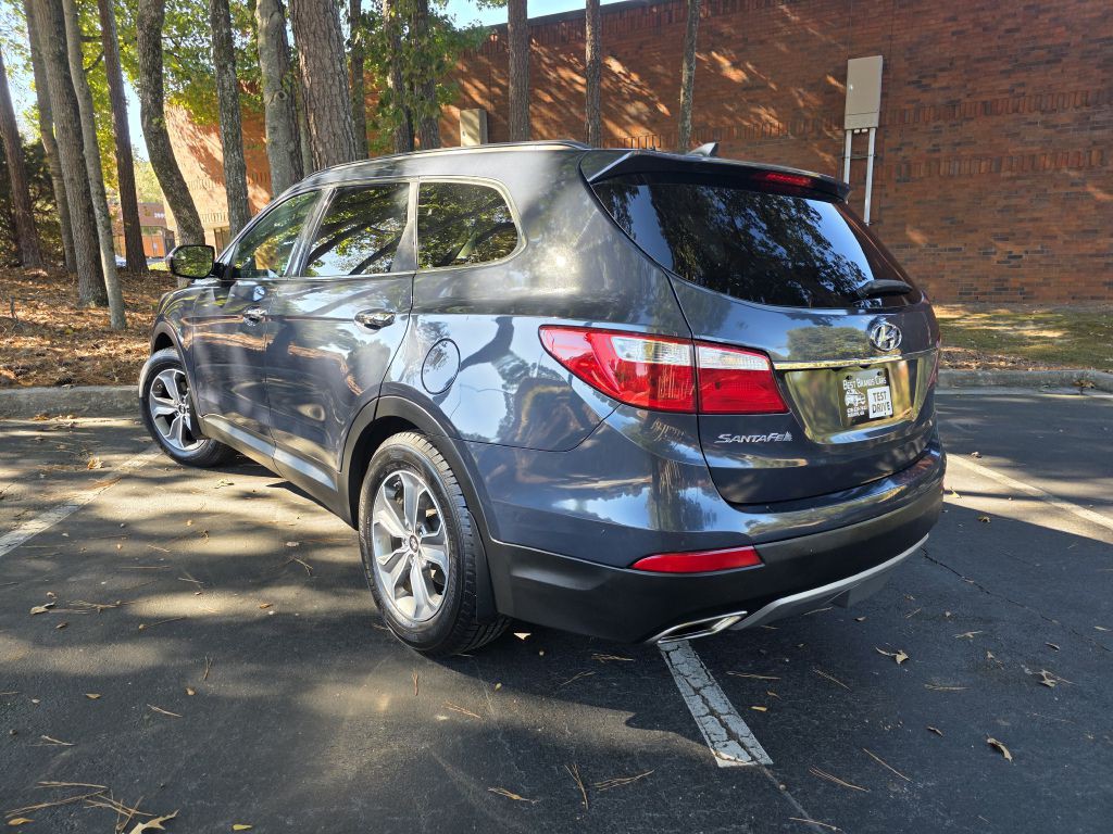 2016 Hyundai Santa Fe Image 5