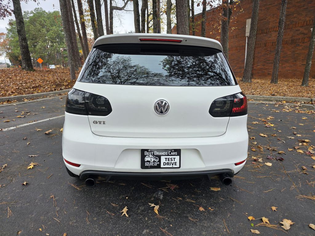 2011 Volkswagen GTI Image 6