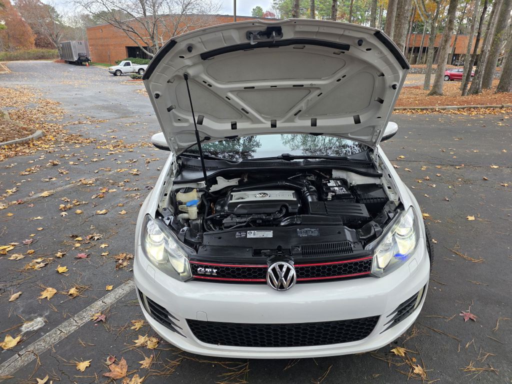 2011 Volkswagen GTI Image 20