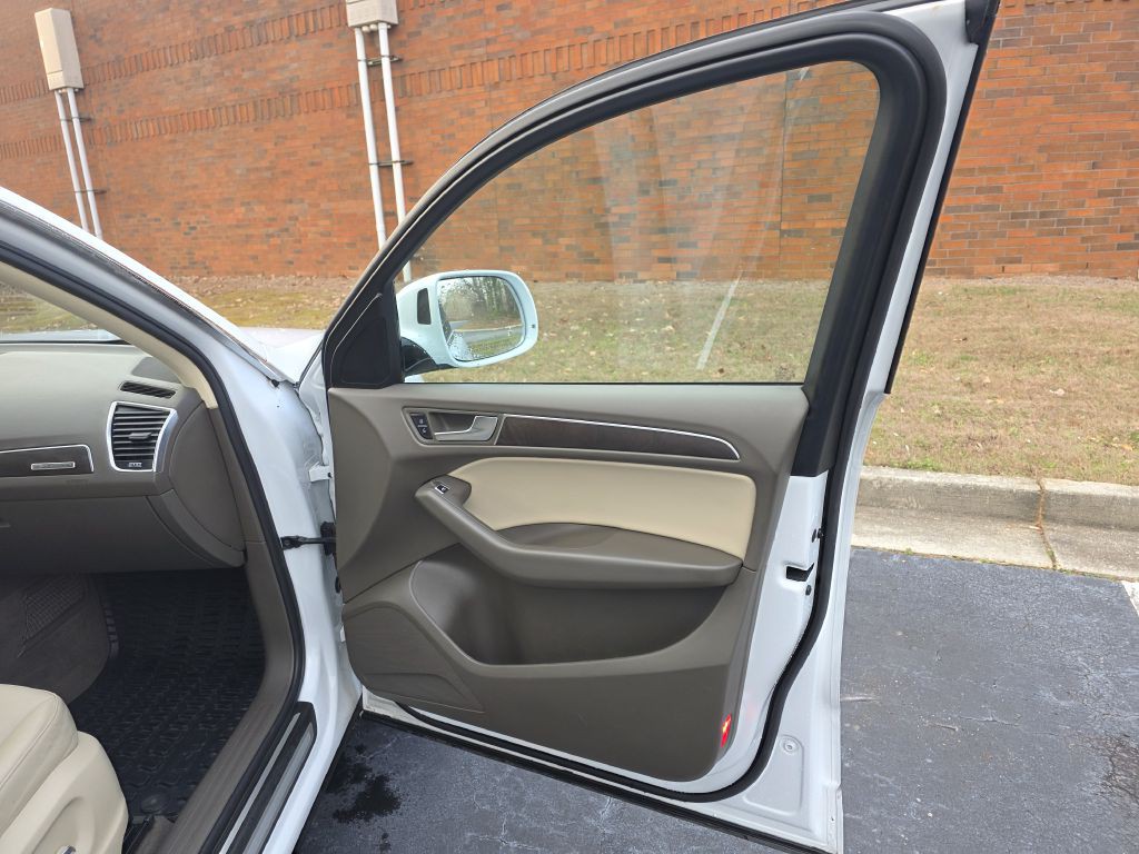 2015 Audi Q5 Image 10