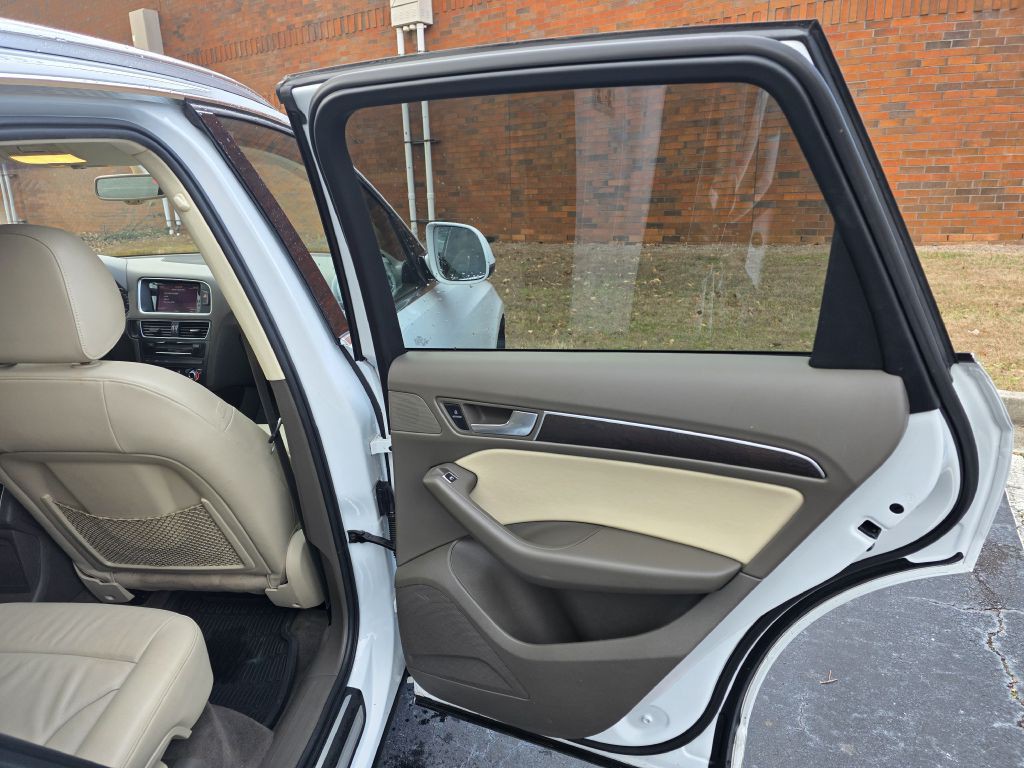 2015 Audi Q5 Image 12