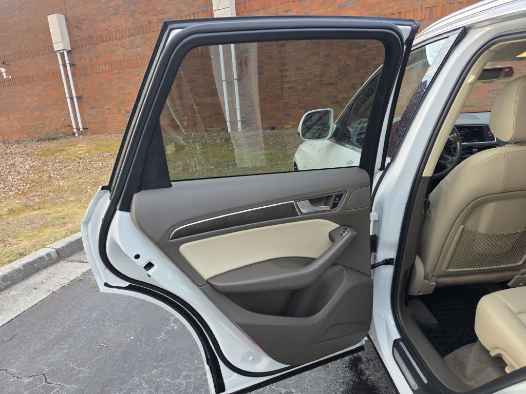 2015 Audi Q5 Image 14