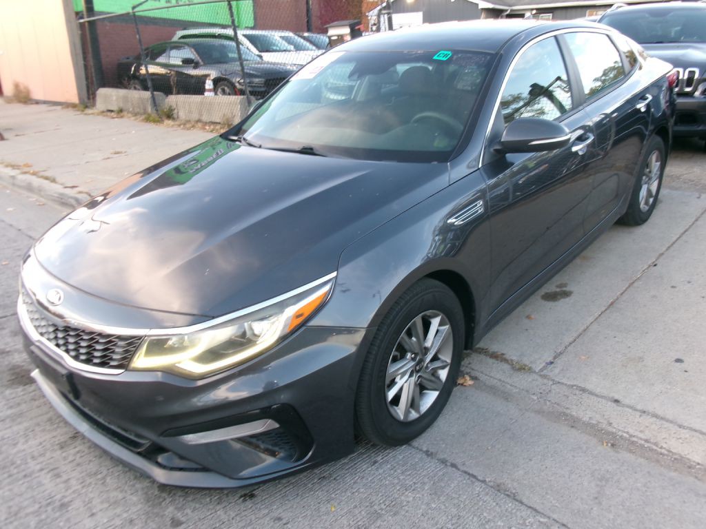 2019 Kia Optima Image 8