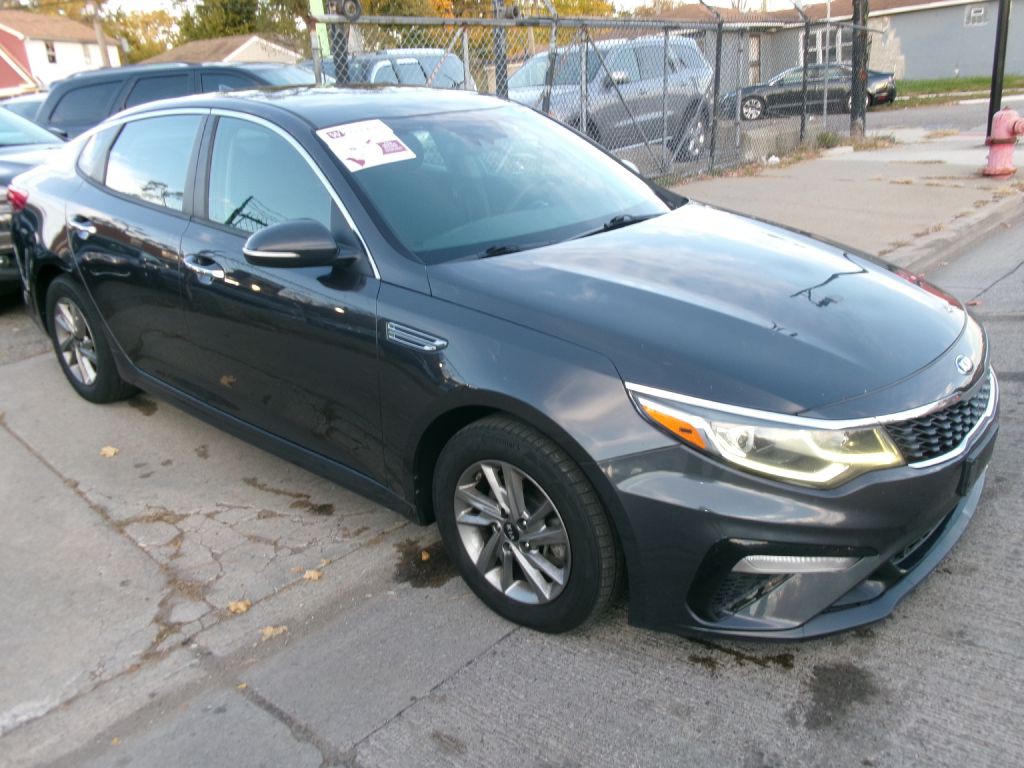 2019 Kia Optima Image 9