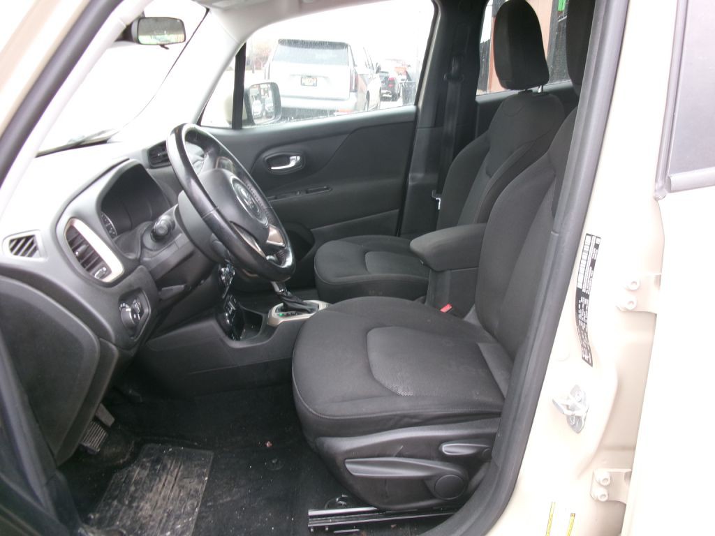 2016 Jeep Renegade Image 5