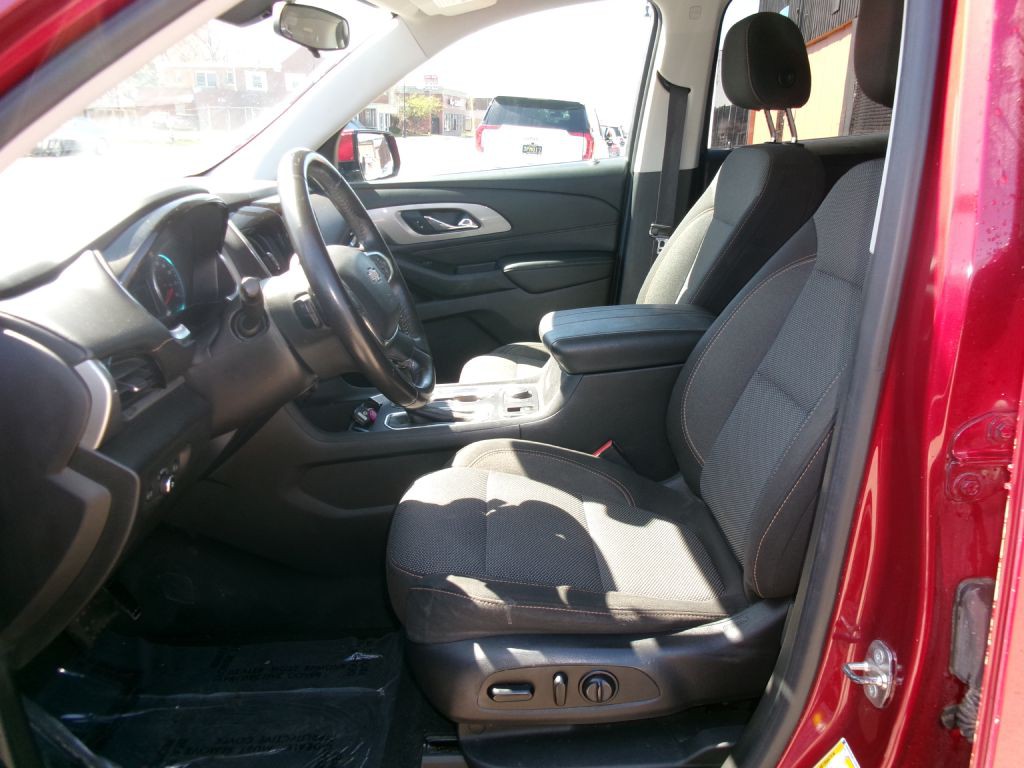 2018 Chevrolet Traverse Image 5
