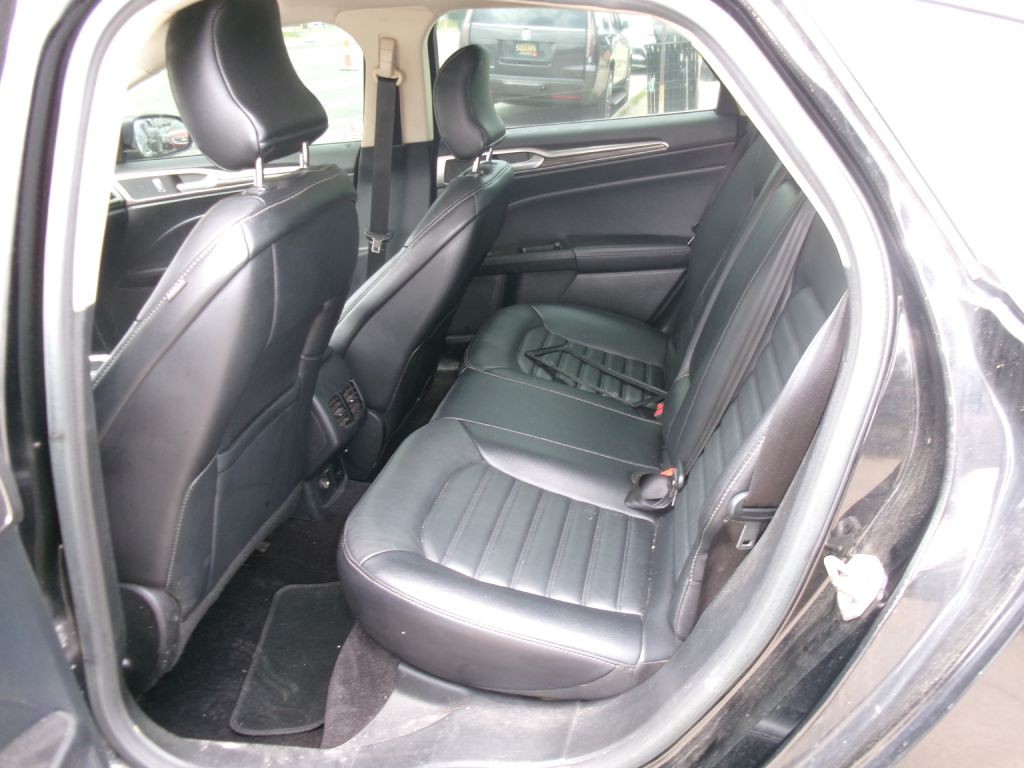2017 Ford Fusion Image 6