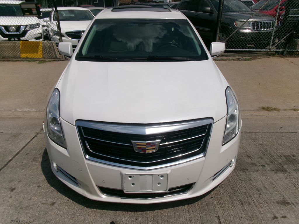 2017 Cadillac XTS Image 3
