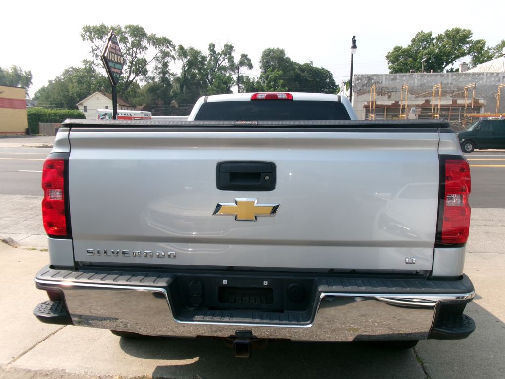 2017 Chevrolet Silverado 1500 Image 4