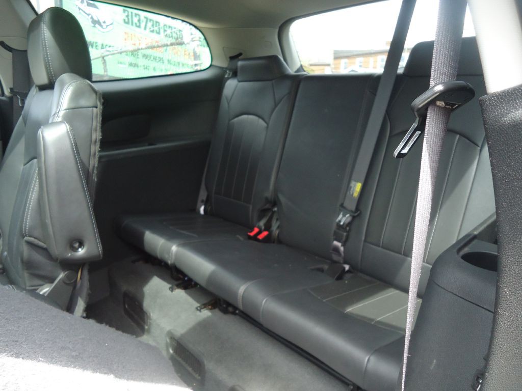 2016 Buick Enclave Image 7