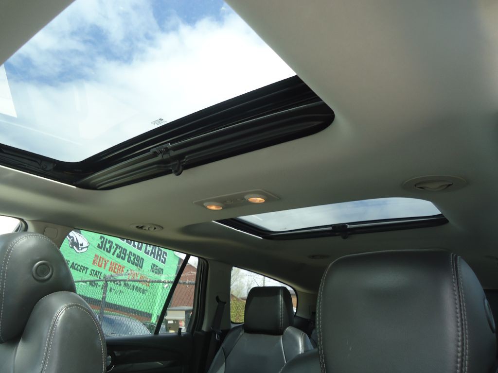 2016 Buick Enclave Image 8