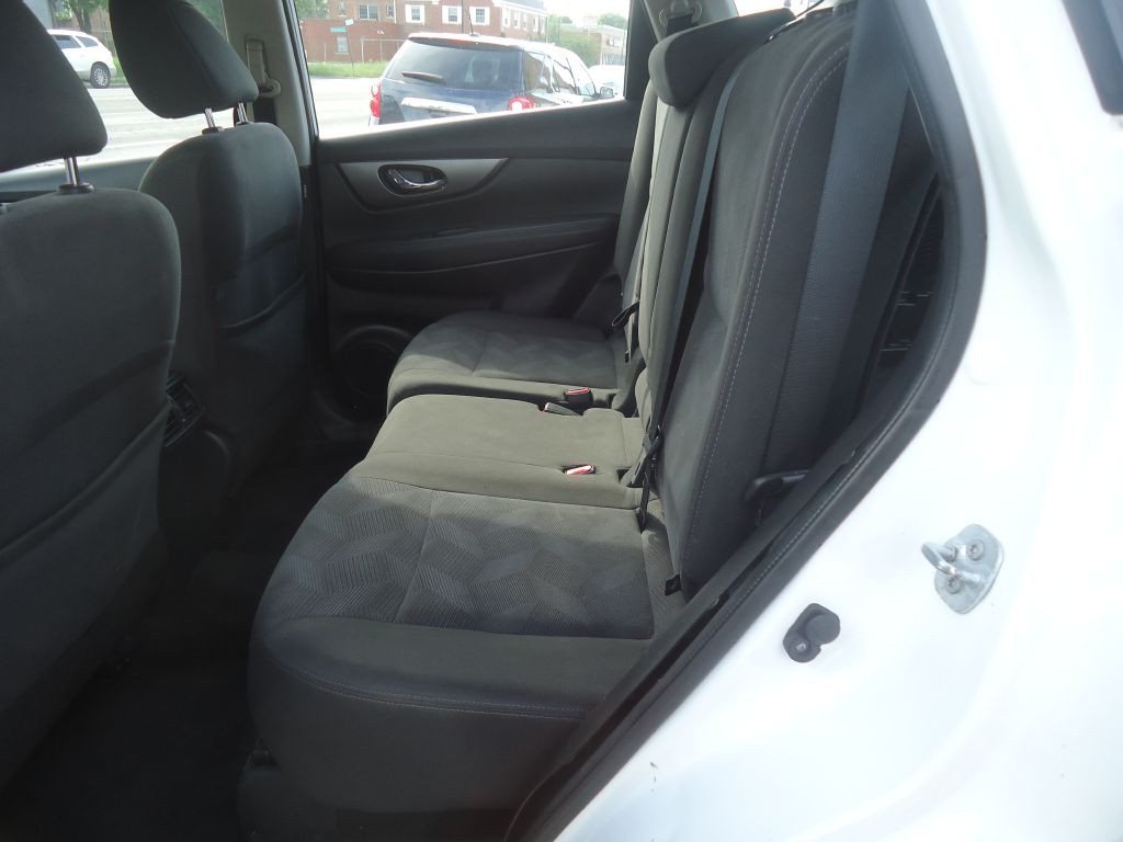 2015 Nissan Rogue Image 6