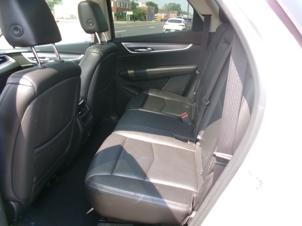 2018 Cadillac XT5 Image 5