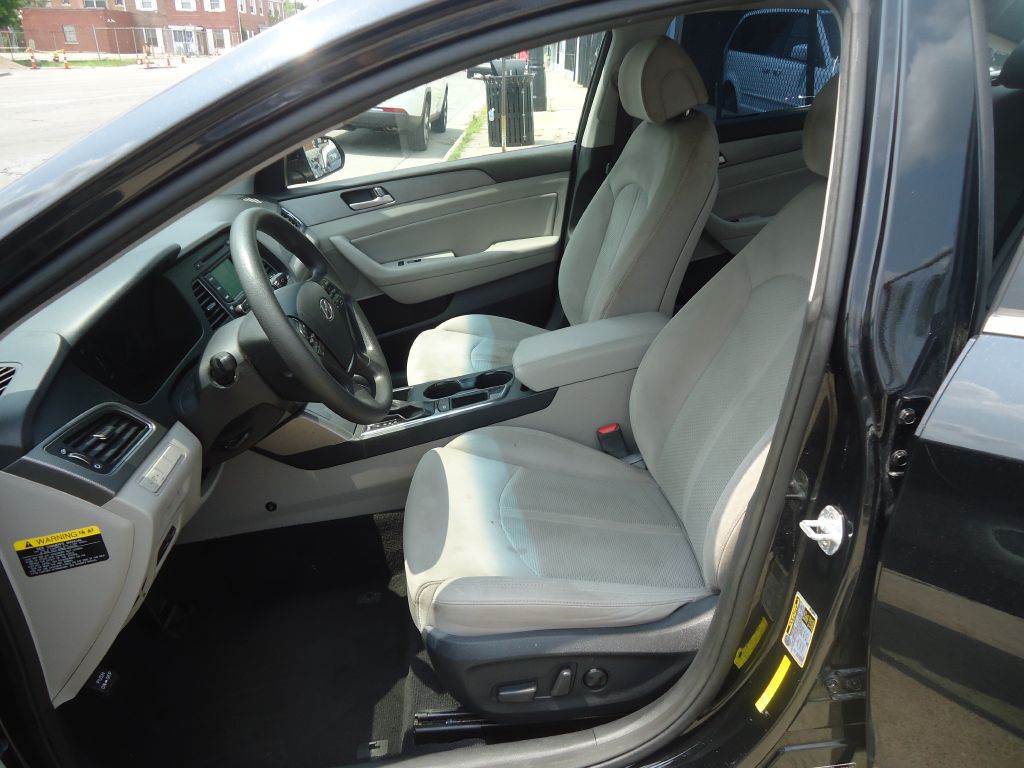 2015 Hyundai Sonata Image 3
