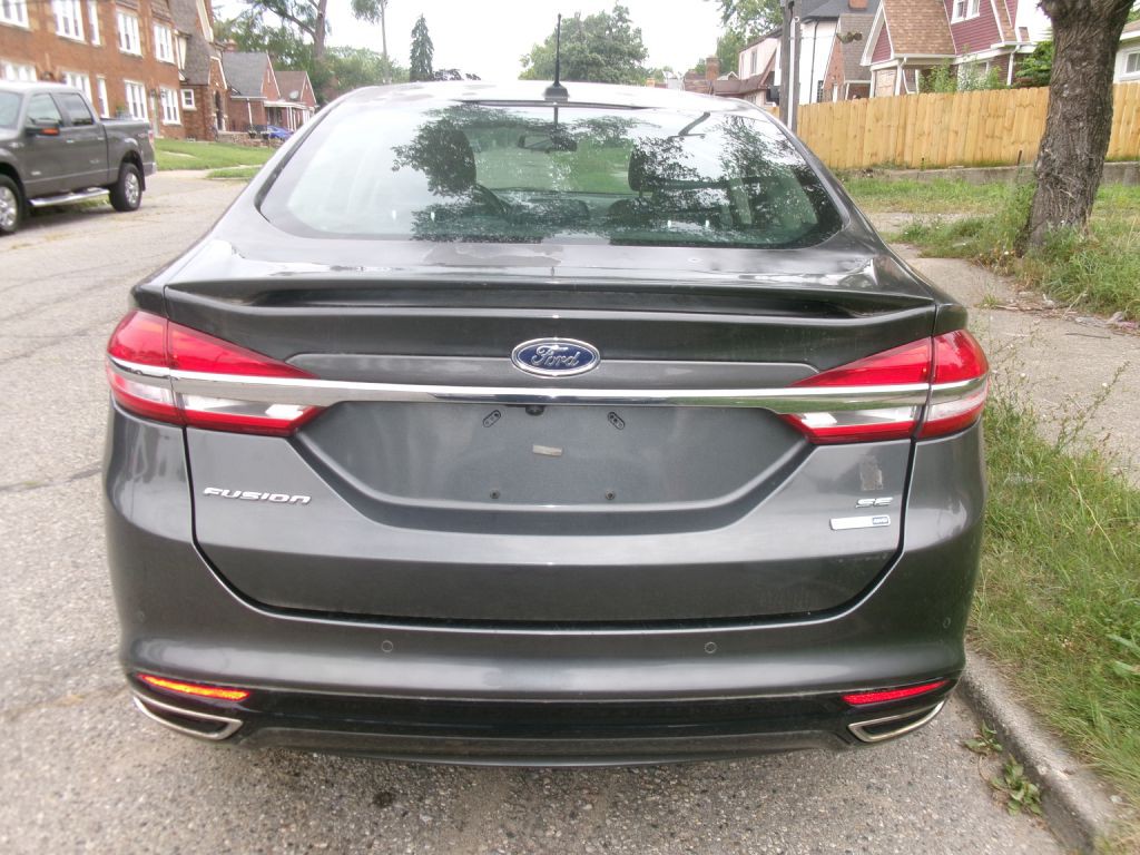 2017 Ford Fusion Image 4
