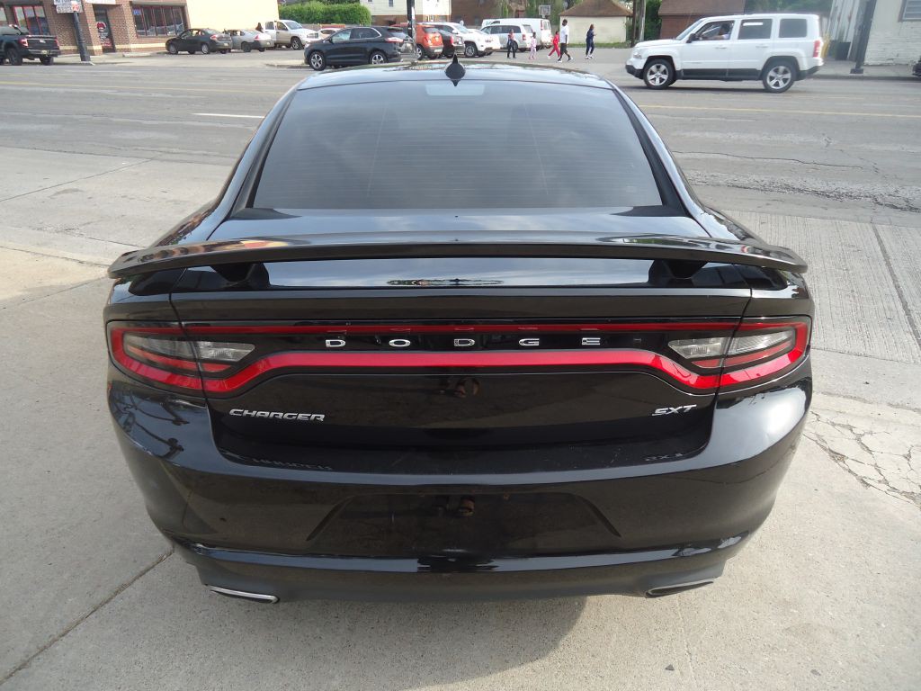 2016 Dodge Charger Image 4