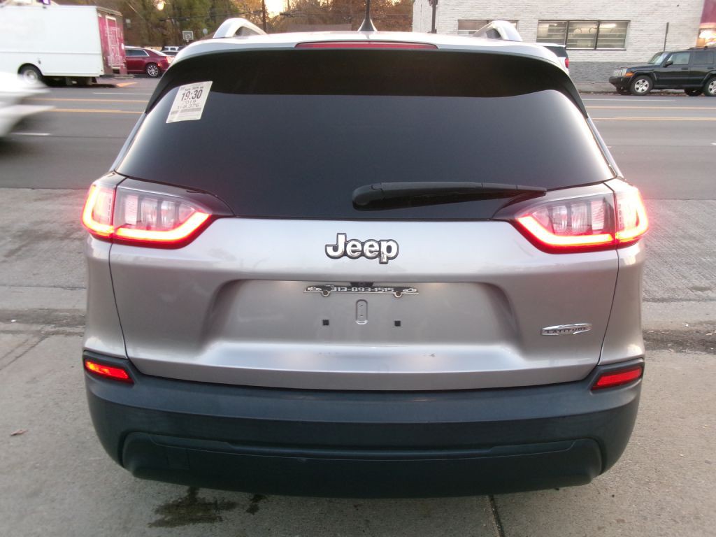 2019 Jeep Cherokee Image 4