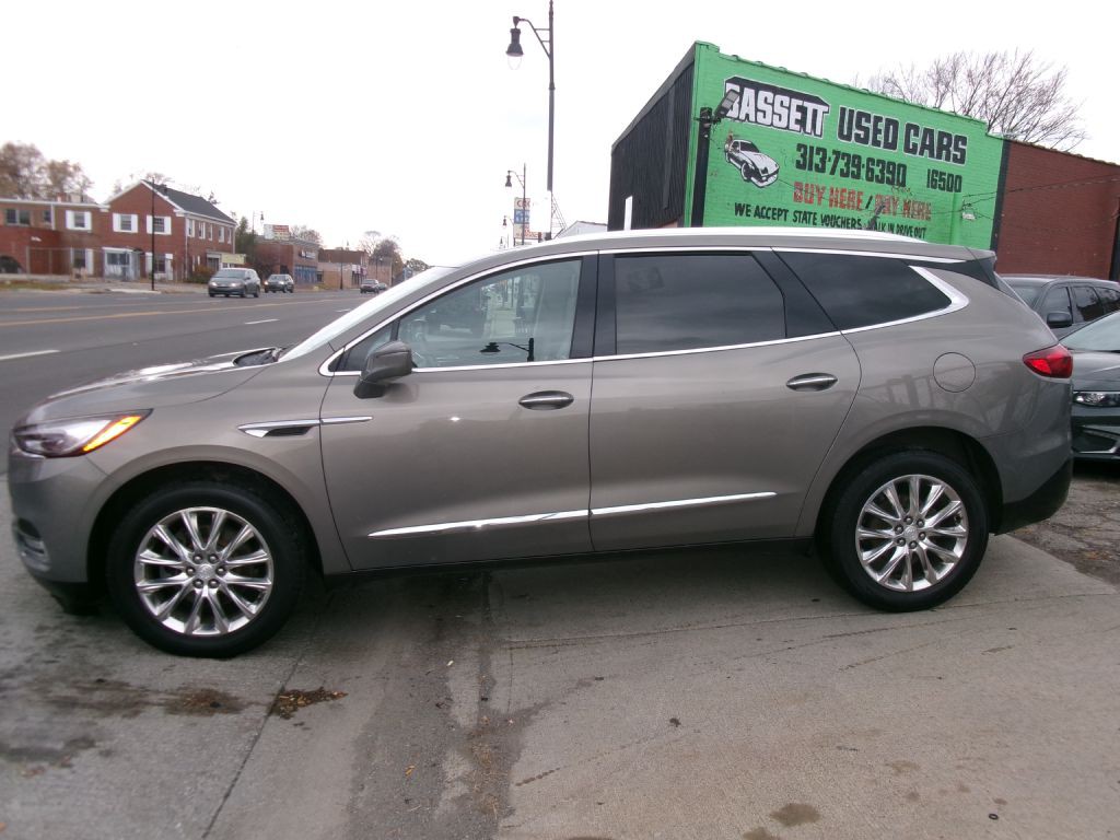 2018 Buick Enclave Image 1