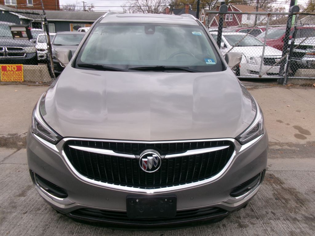 2018 Buick Enclave Image 3