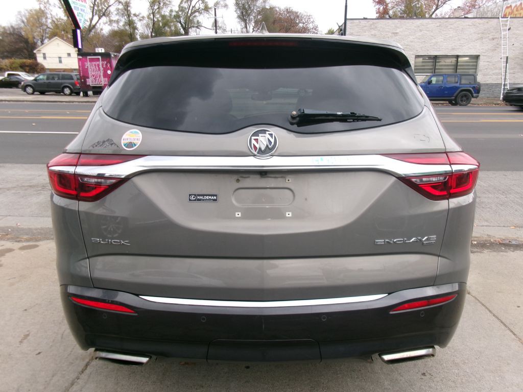 2018 Buick Enclave Image 4