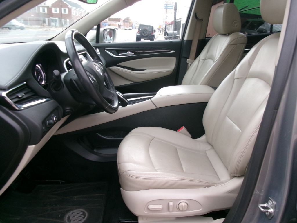 2018 Buick Enclave Image 5