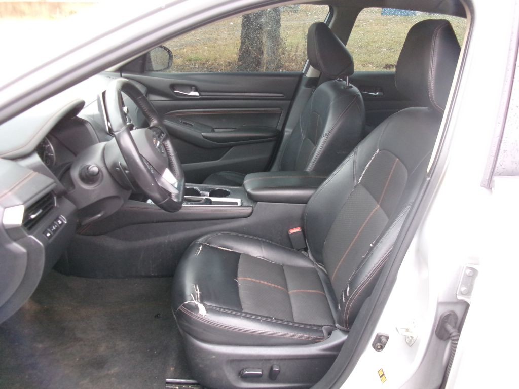 2020 Nissan Altima Image 5