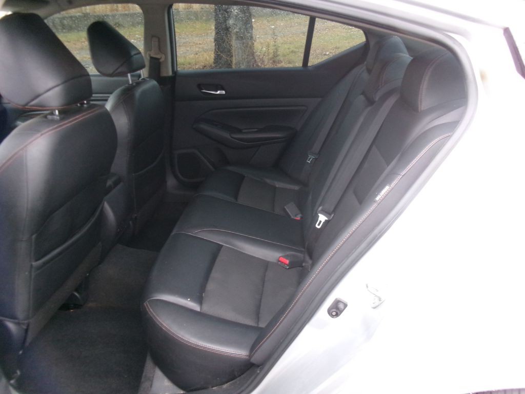 2020 Nissan Altima Image 6