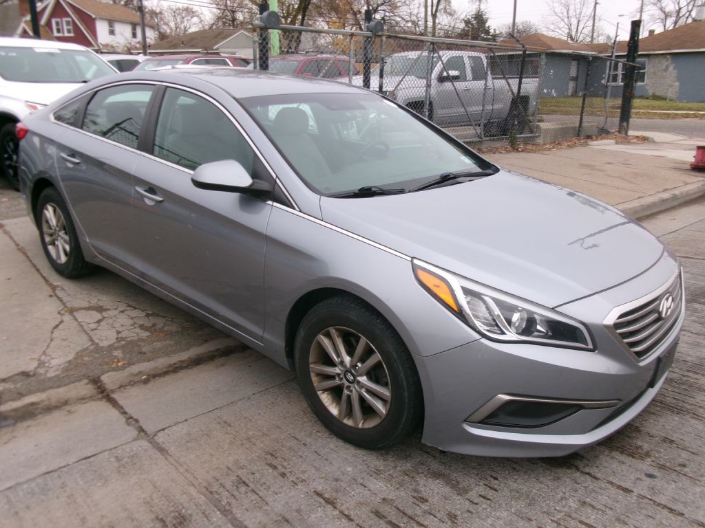 2016 Hyundai Sonata Image 9